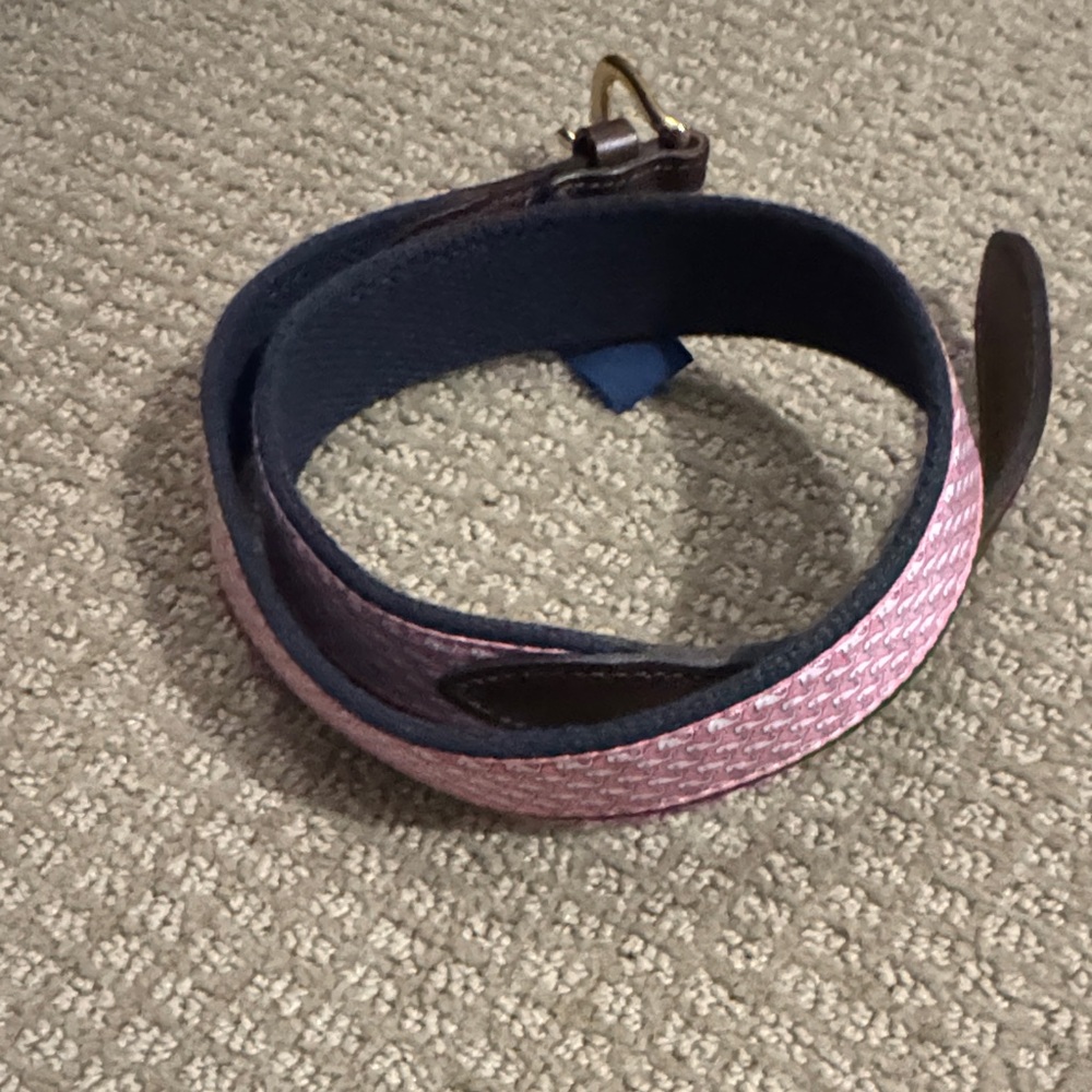 Vineyard vines pink leather belt kids size 28